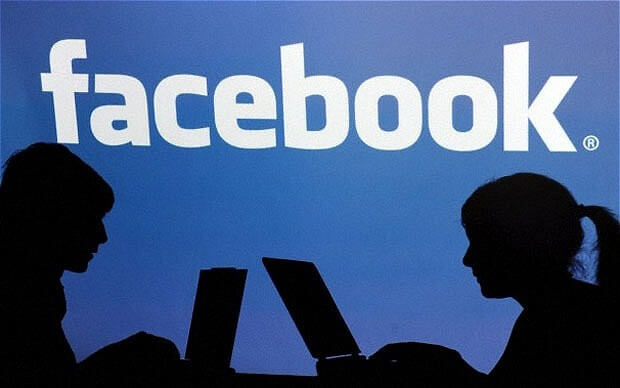 Napraw Facebook Zatrzymywanie logo Facebooka