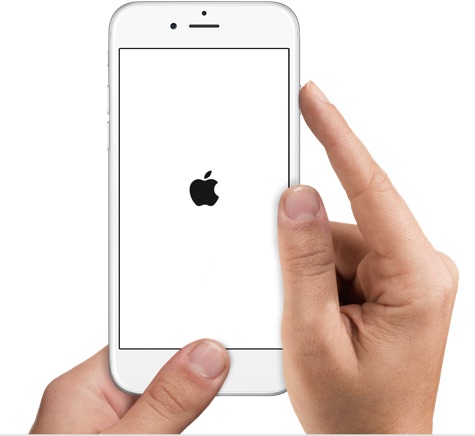 Czy twardy reset usuwa wszystko na iPhonie?