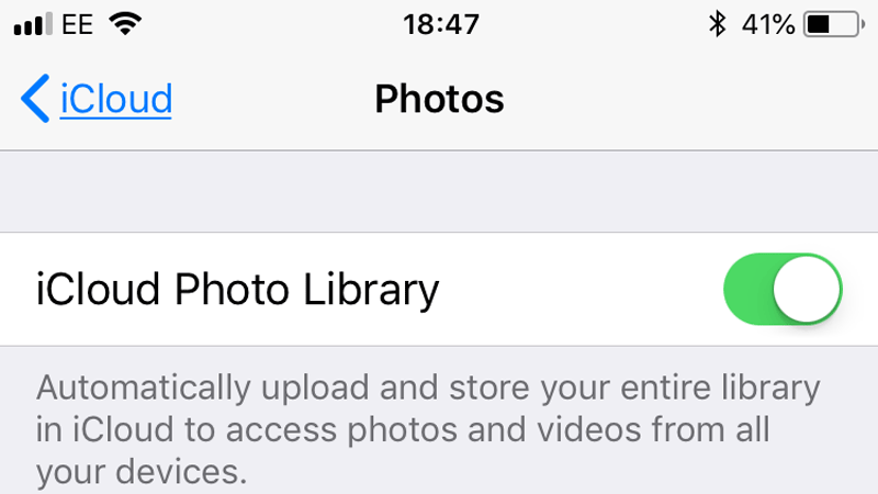 Wyłącz bibliotekę zdjęć iCloud, aby naprawić iPhone'a, który mówi, że jest za mało miejsca, ale jest