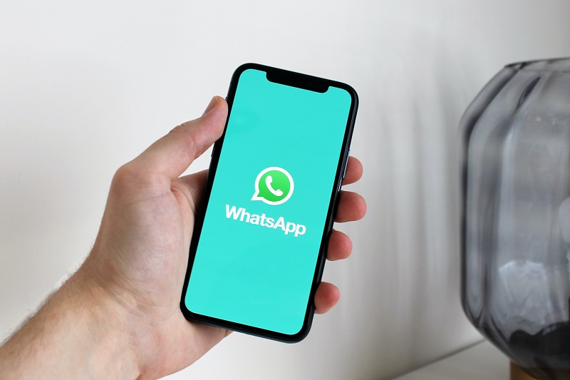 Jak usunąć filmy WhatsApp z iPhone'a?
